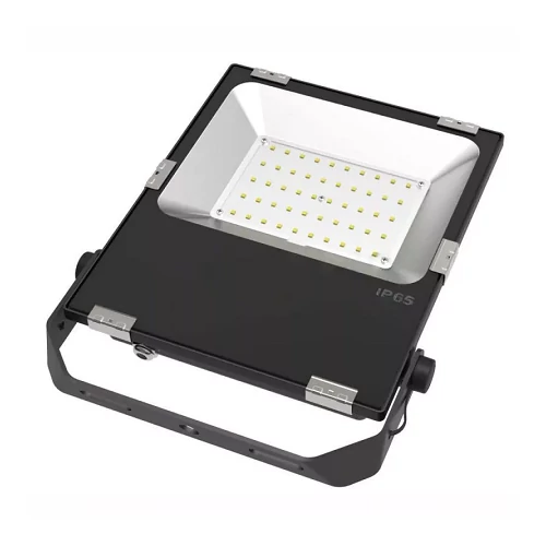 LED reflektor 30W kültéri fényvetítő IP66 védettséggel