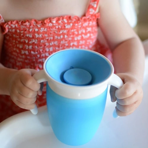 Cseppmentes itatópohár 360° ivóperemmel gyerekeknek 200 ml - Választható színben