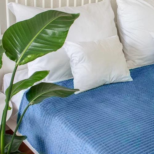 Bordázott, puha plüss takaró - kék (150x200 cm)